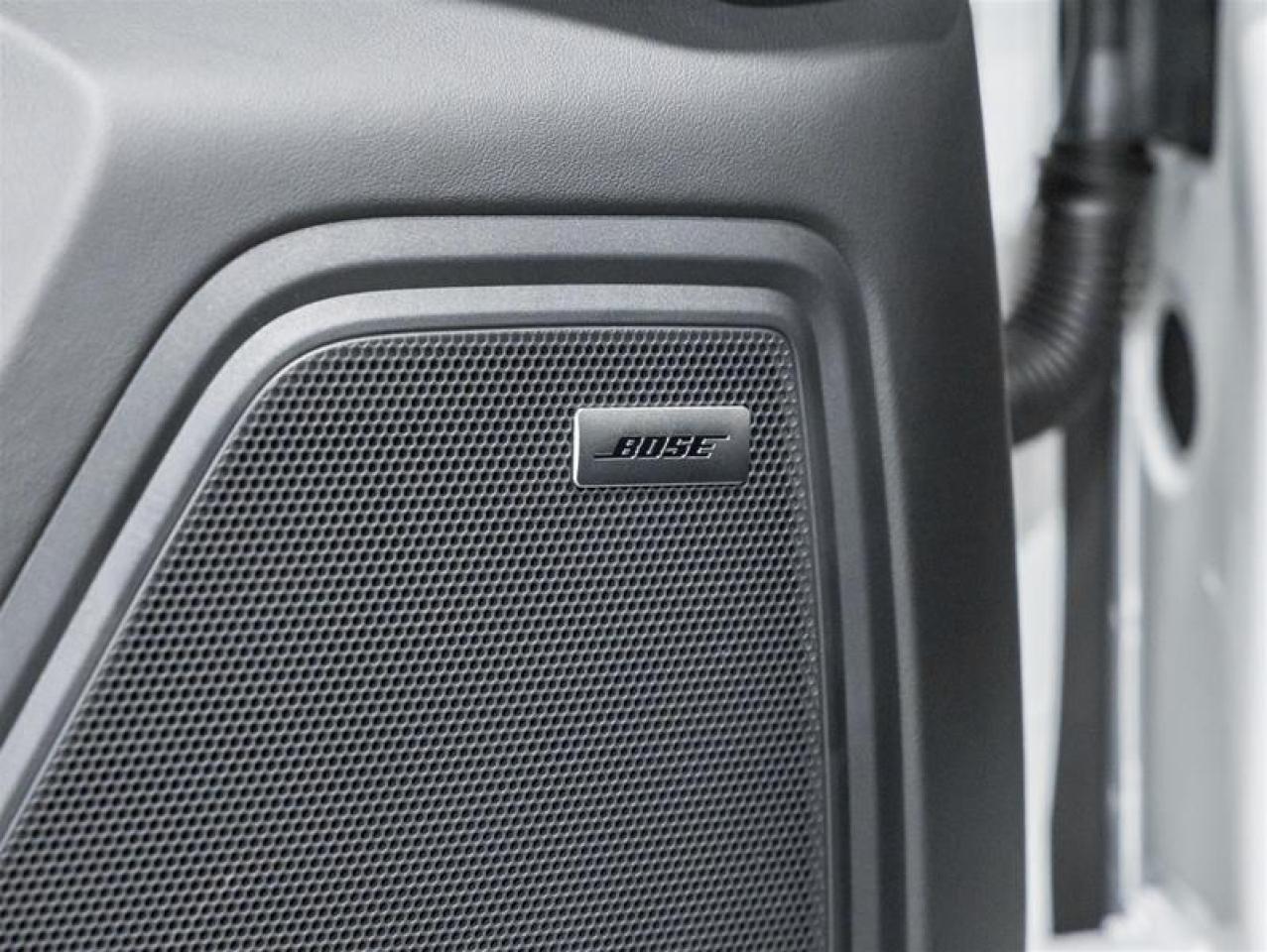 2026 Porsche Macan  Photo