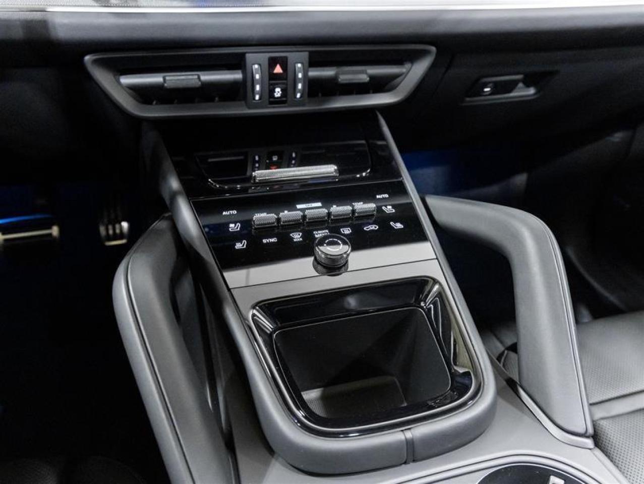 2026 Porsche Cayenne  Photo