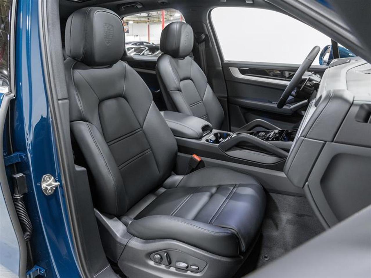 2026 Porsche Cayenne  Photo