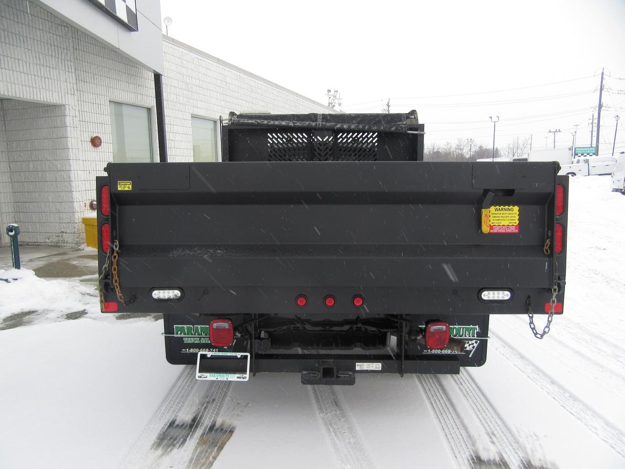 2023 Ford F-550 CREW CAB 4X4 DIESEL 12FT DUMP BOX Photo