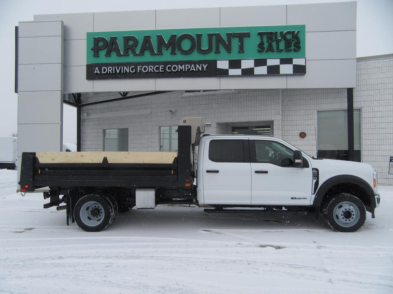 2023 Ford F-550 CREW CAB 4X4 DIESEL 12FT DUMP BOX Photo