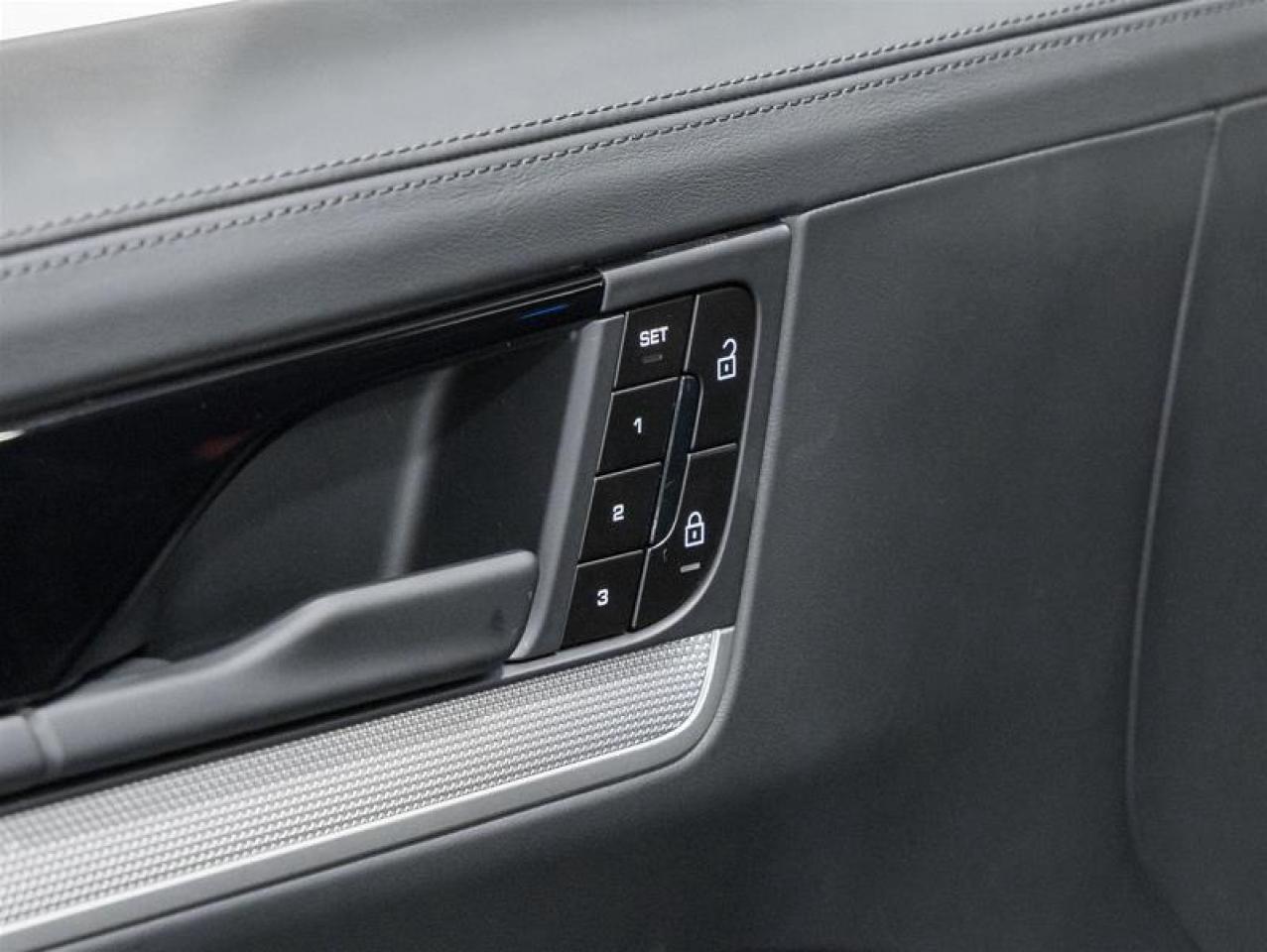 2026 Porsche Cayenne  Photo