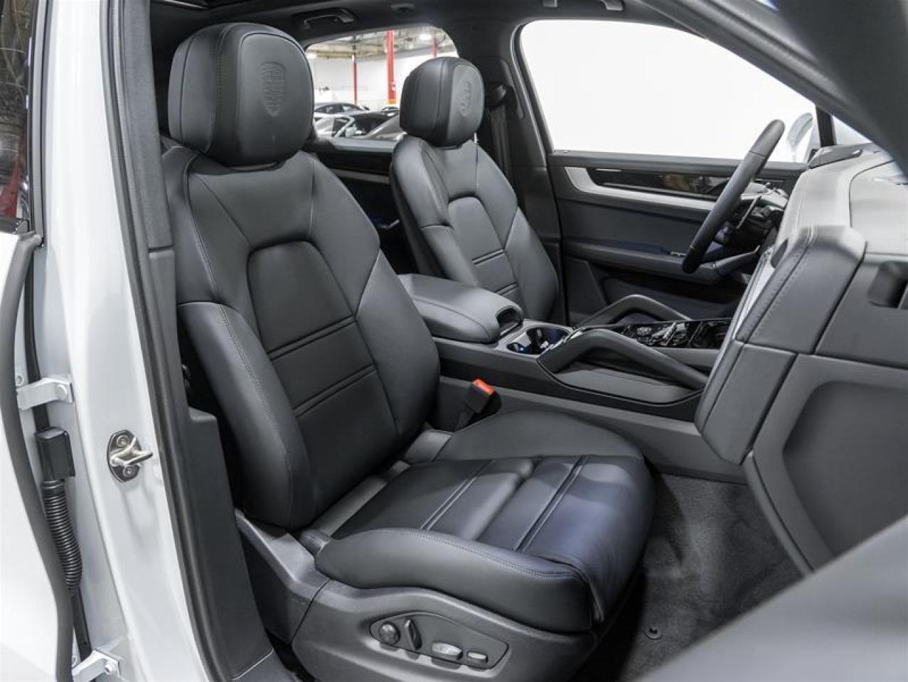 2026 Porsche Cayenne  Photo