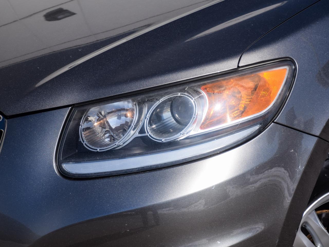 2012 Hyundai Santa Fe AS-IS   You Certify-You Save, VERY LOW KMS Photo