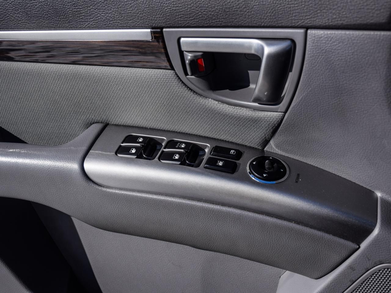 2012 Hyundai Santa Fe AS-IS   You Certify-You Save, VERY LOW KMS Photo