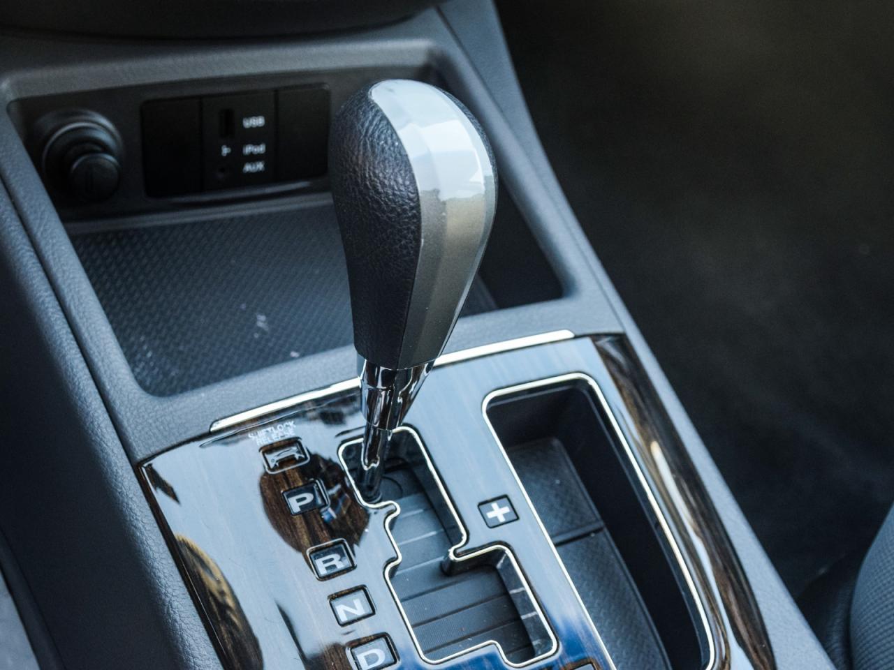 2012 Hyundai Santa Fe AS-IS   You Certify-You Save, VERY LOW KMS Photo