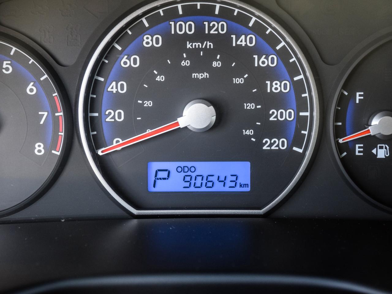 2012 Hyundai Santa Fe AS-IS   You Certify-You Save, VERY LOW KMS Photo