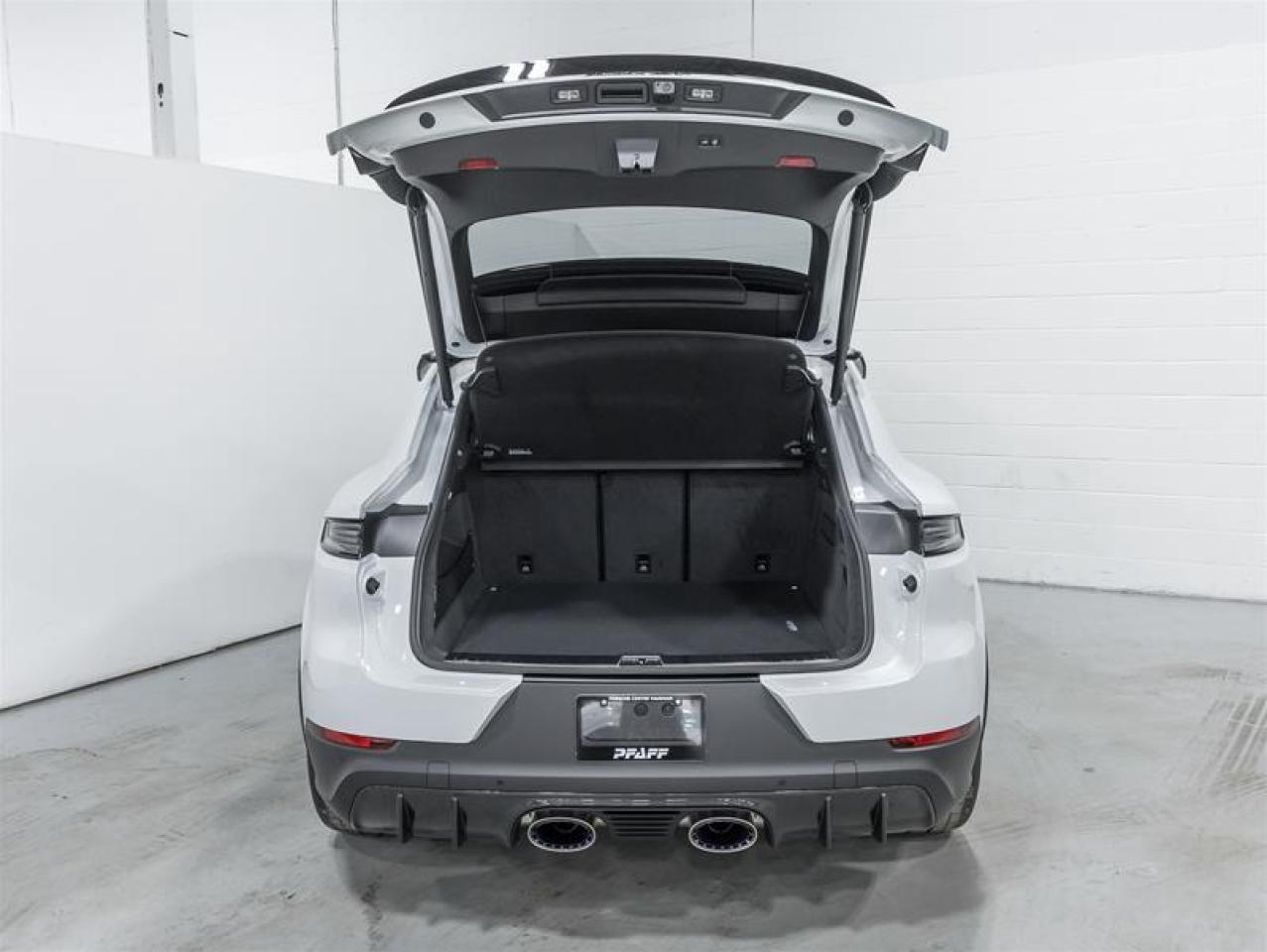 2026 Porsche Cayenne  Photo