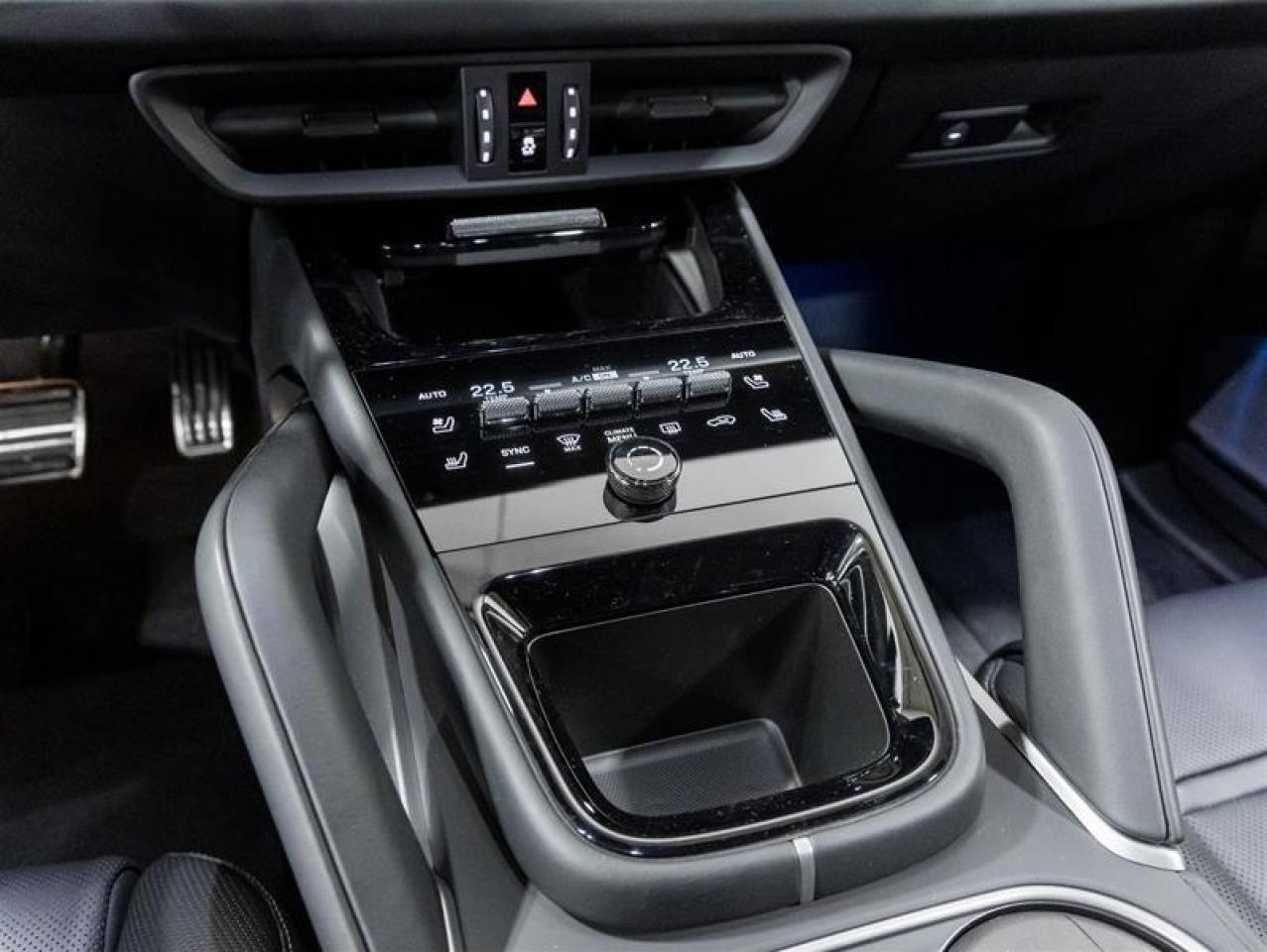 2026 Porsche Cayenne  Photo