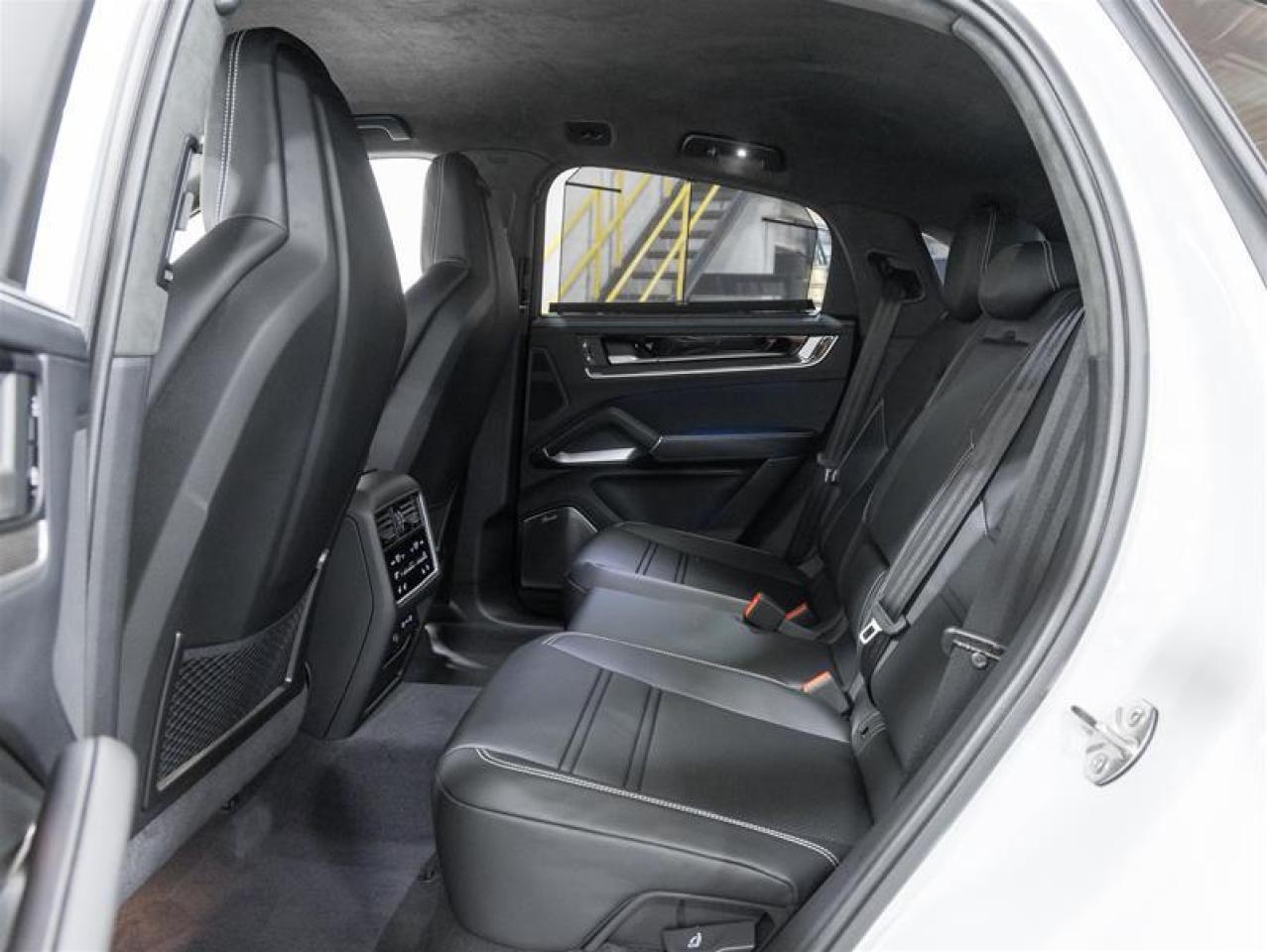 2026 Porsche Cayenne  Photo