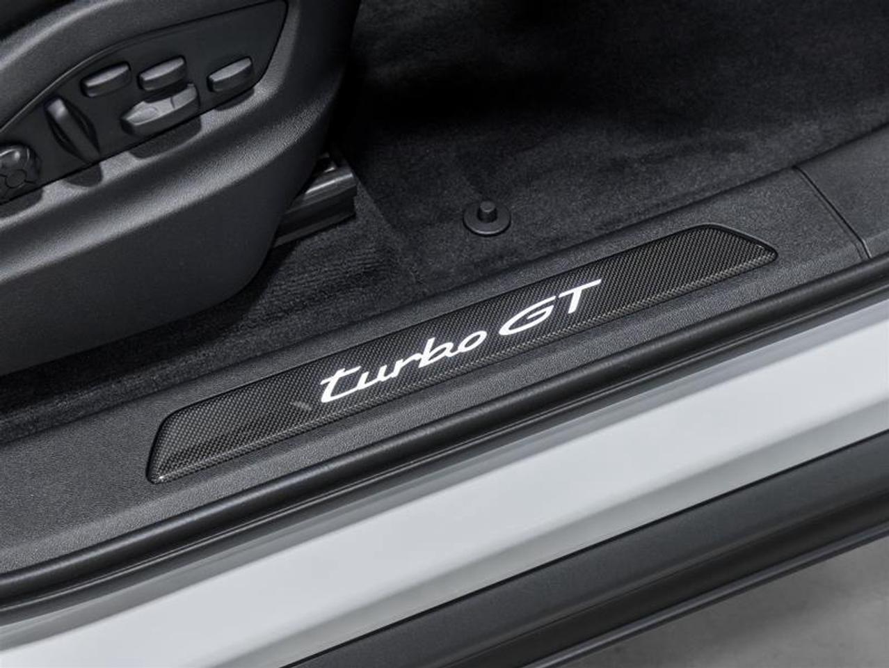 2026 Porsche Cayenne  Photo