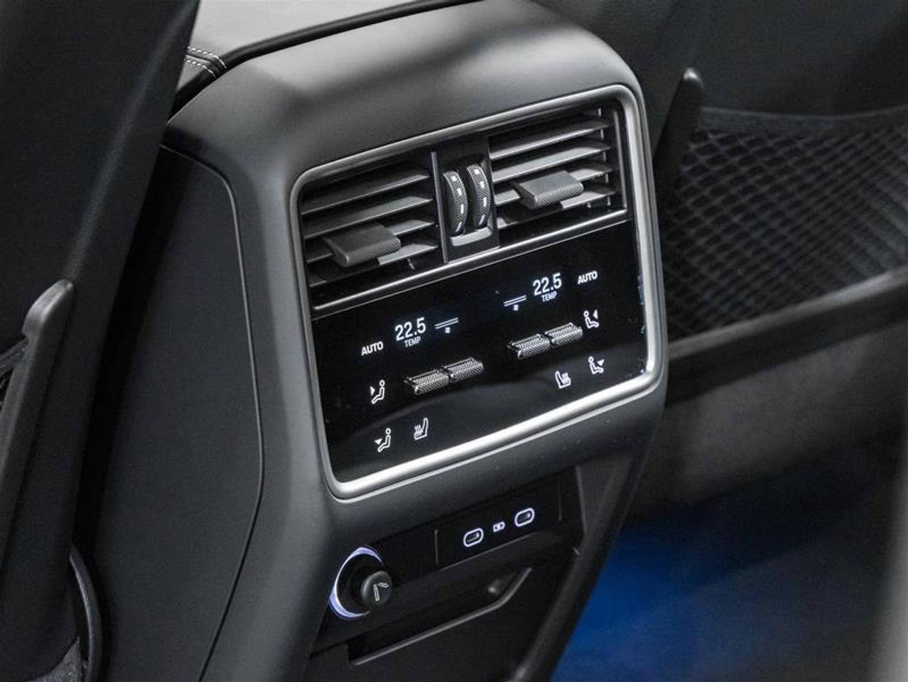 2026 Porsche Cayenne  Photo
