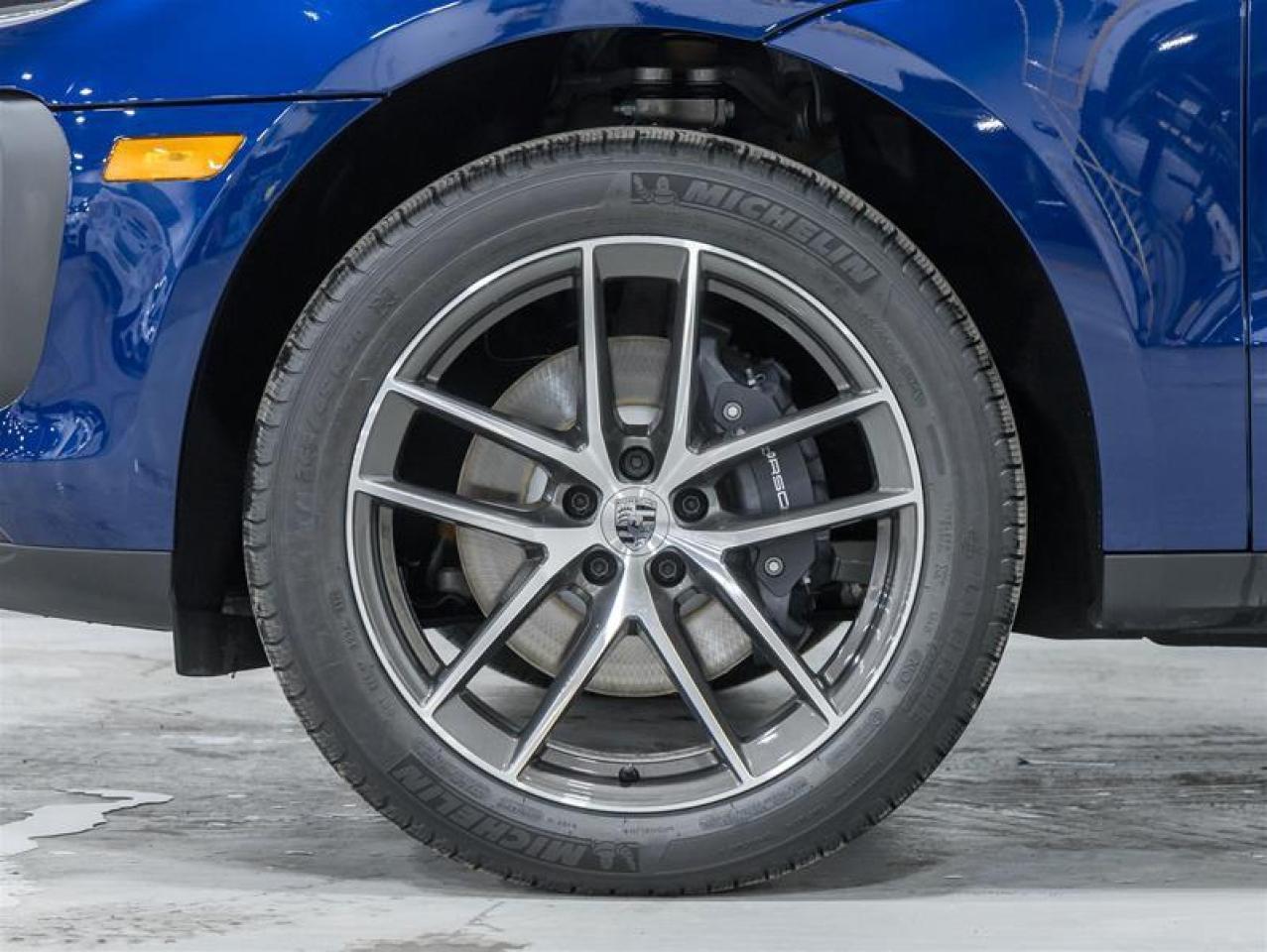 2026 Porsche Macan  Photo