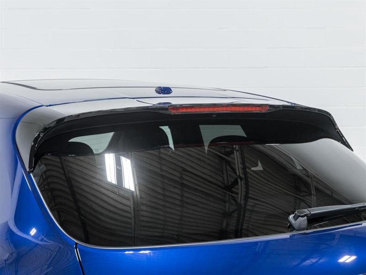 2026 Porsche Macan  Photo