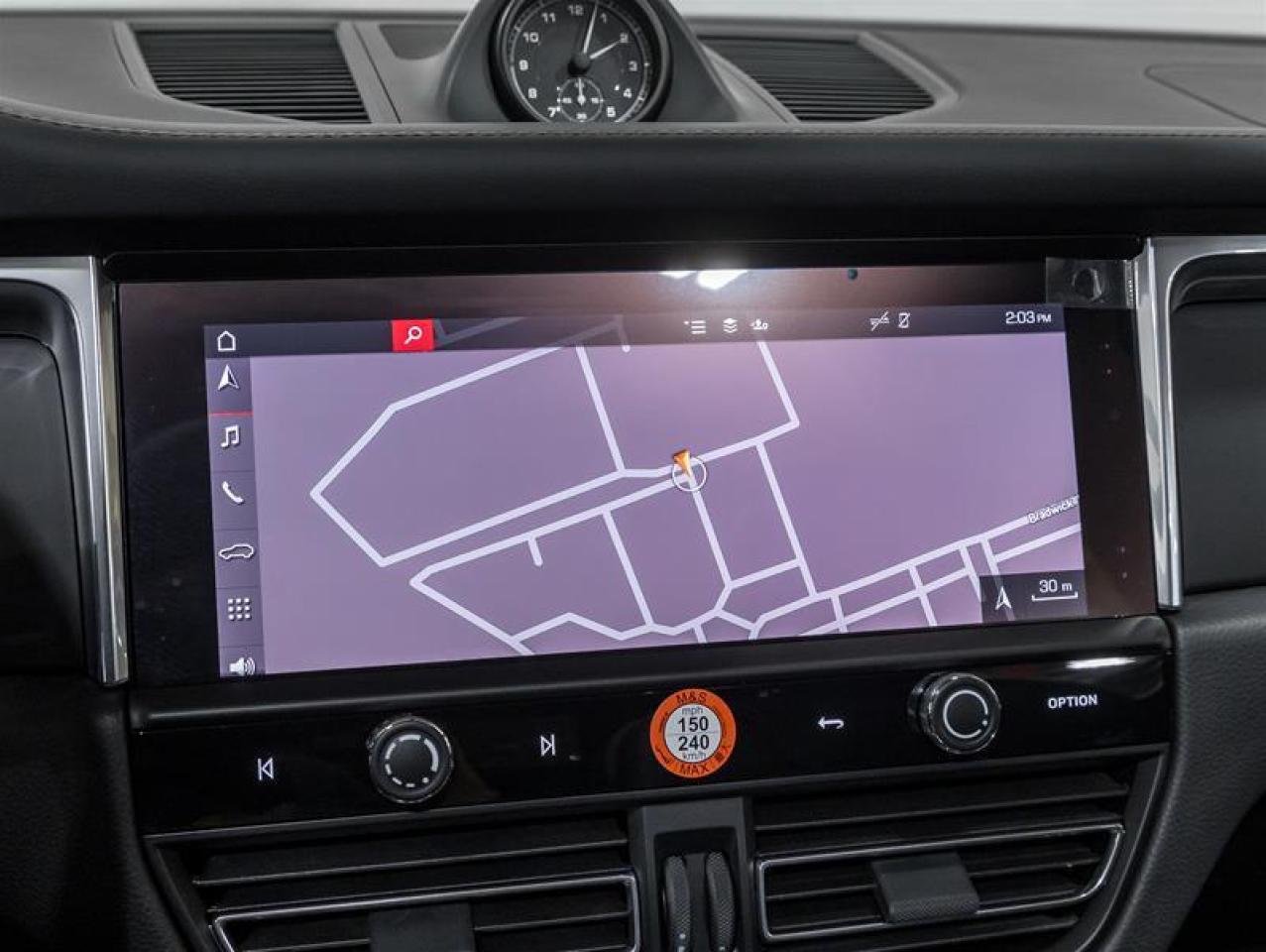 2026 Porsche Macan  Photo