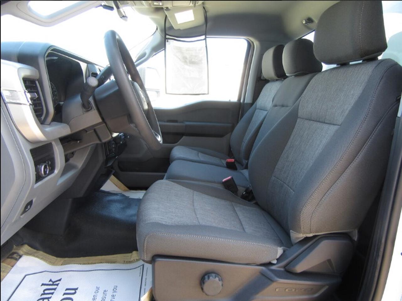 2024 Ford F-550 DIESEL 4X4 REG CAB 16FT ALUMINUM BOX & RAMP Photo