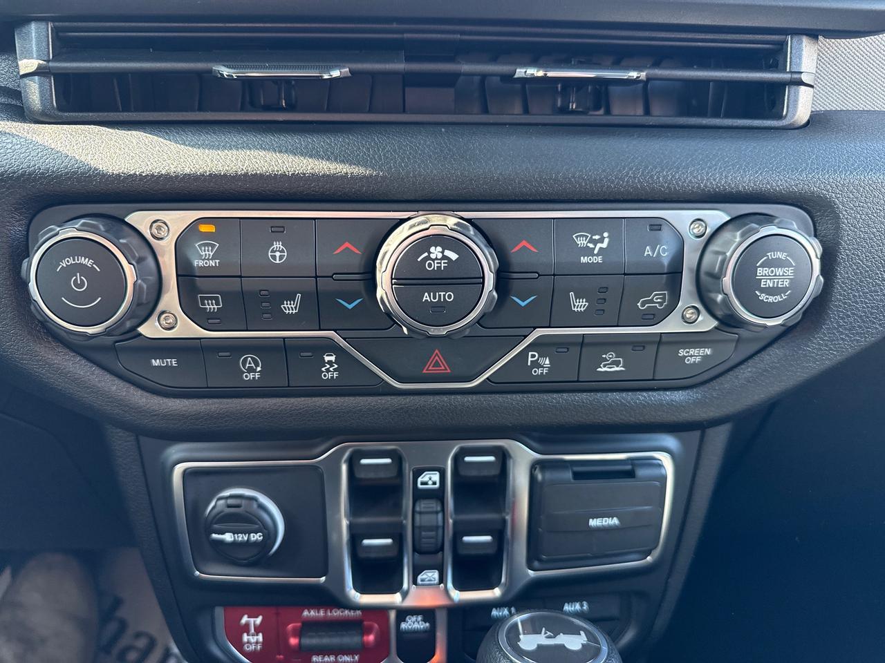 2026 Jeep Wrangler Sport 4dr 4x4 Photo