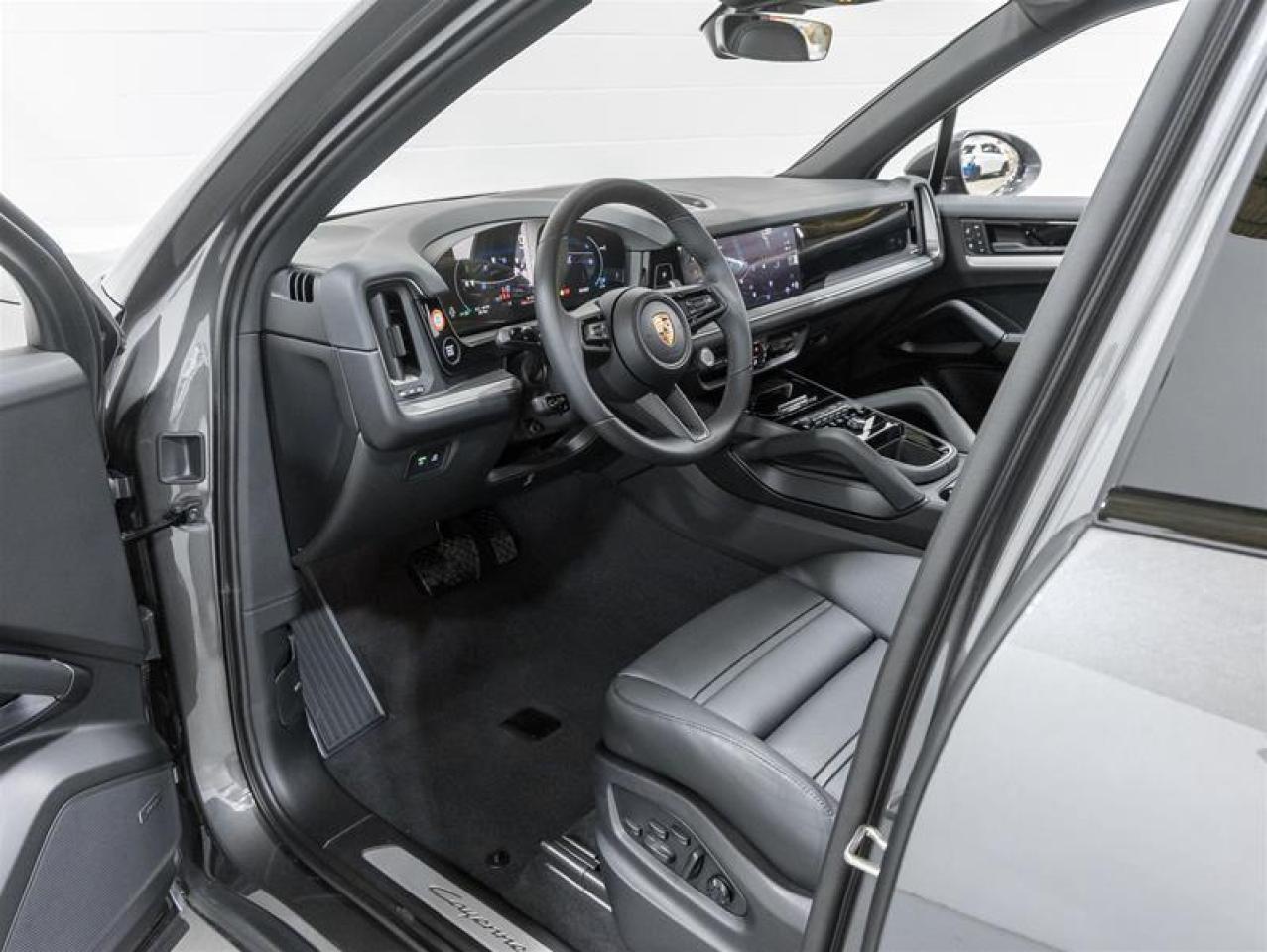2026 Porsche Cayenne  Photo