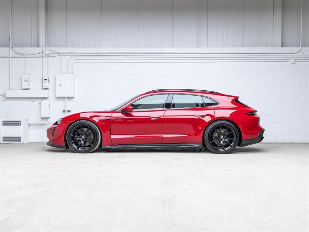 2023 Porsche Taycan  Photo