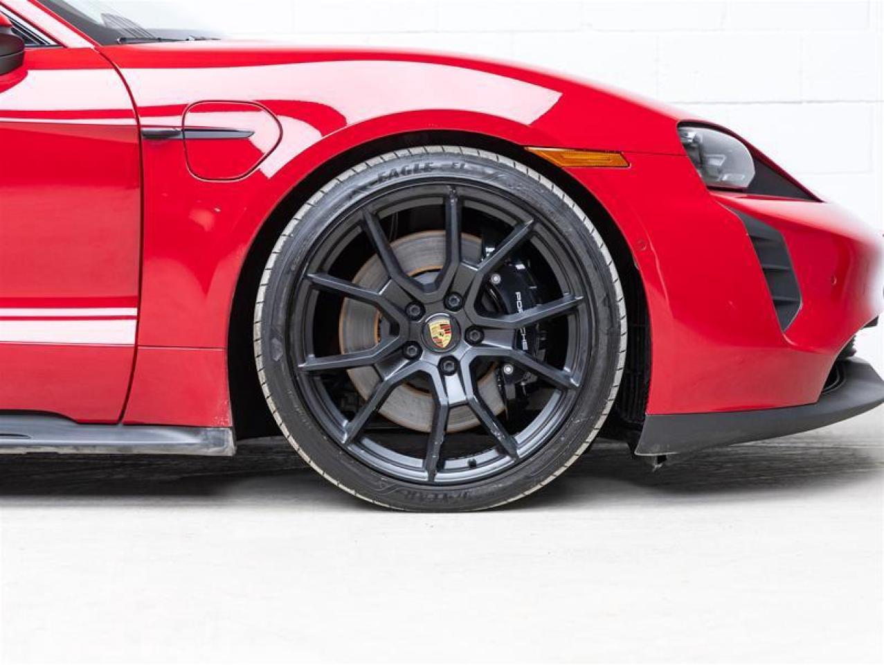 2023 Porsche Taycan  Photo