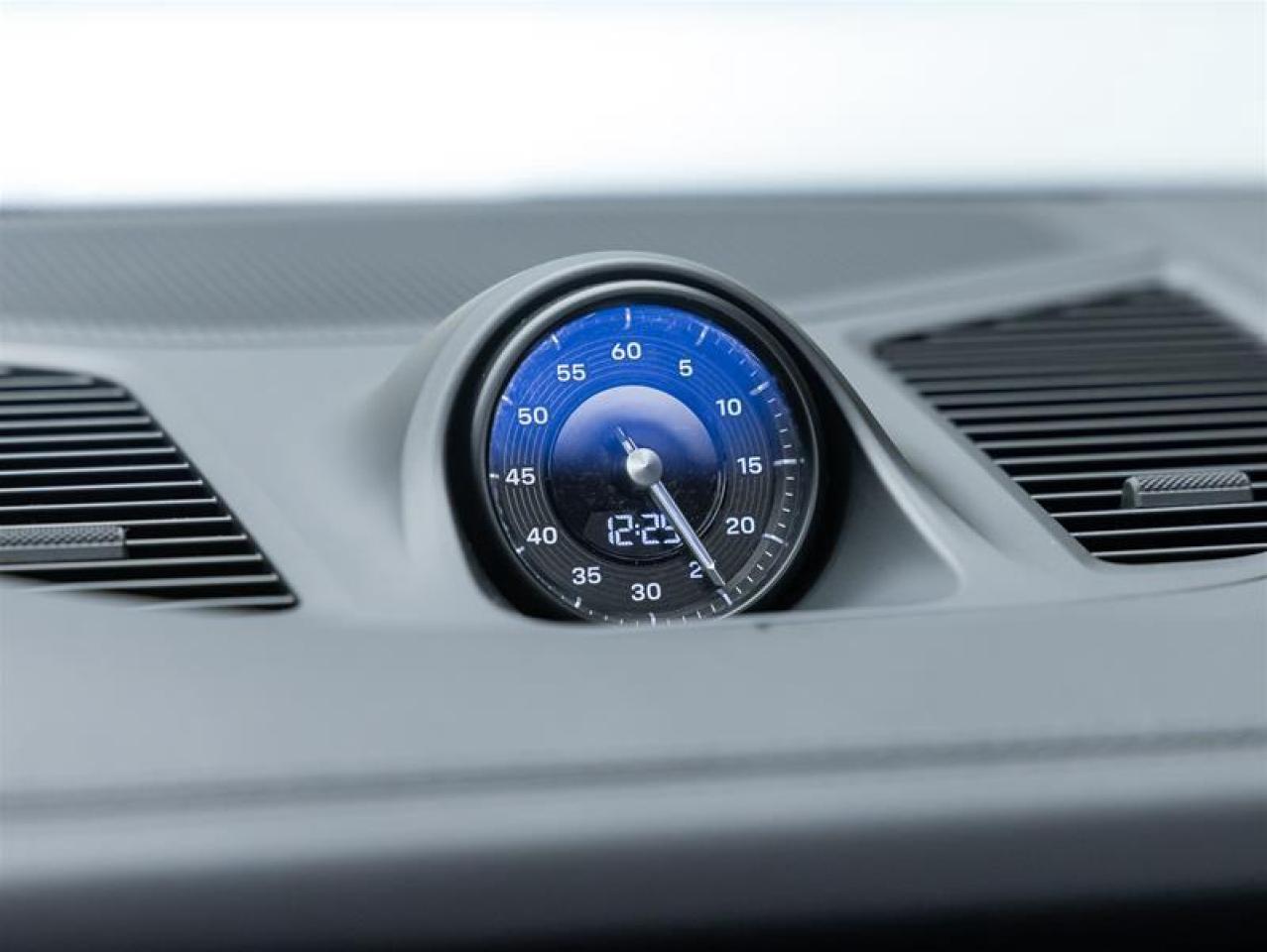 2026 Porsche Cayenne  Photo