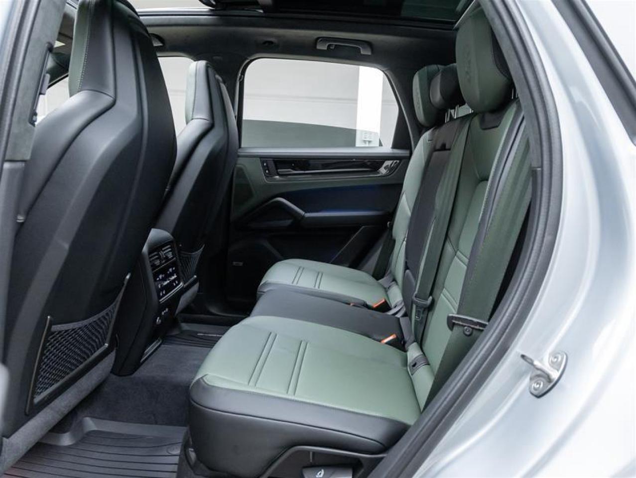 2026 Porsche Cayenne  Photo