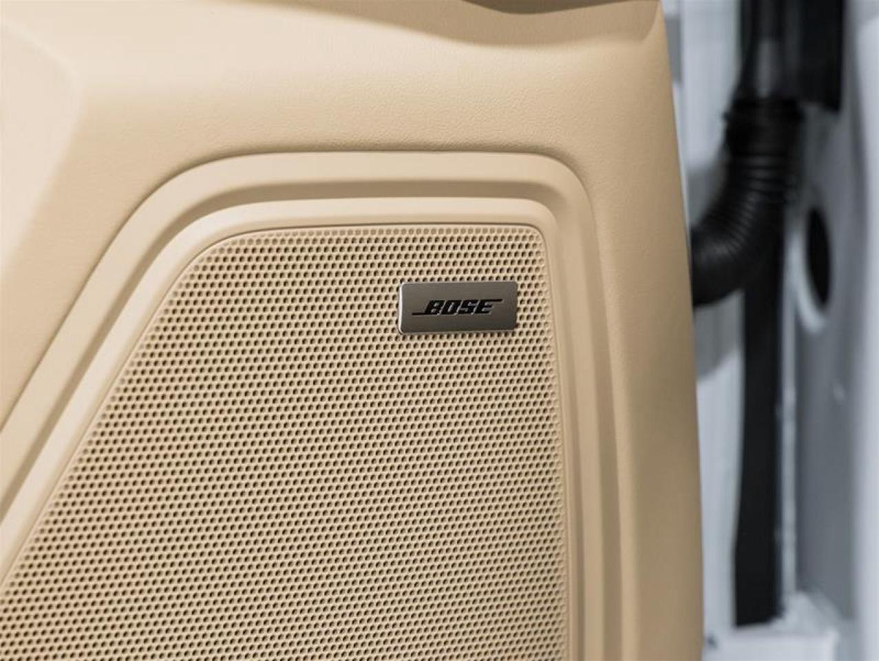 2026 Porsche Macan  Photo