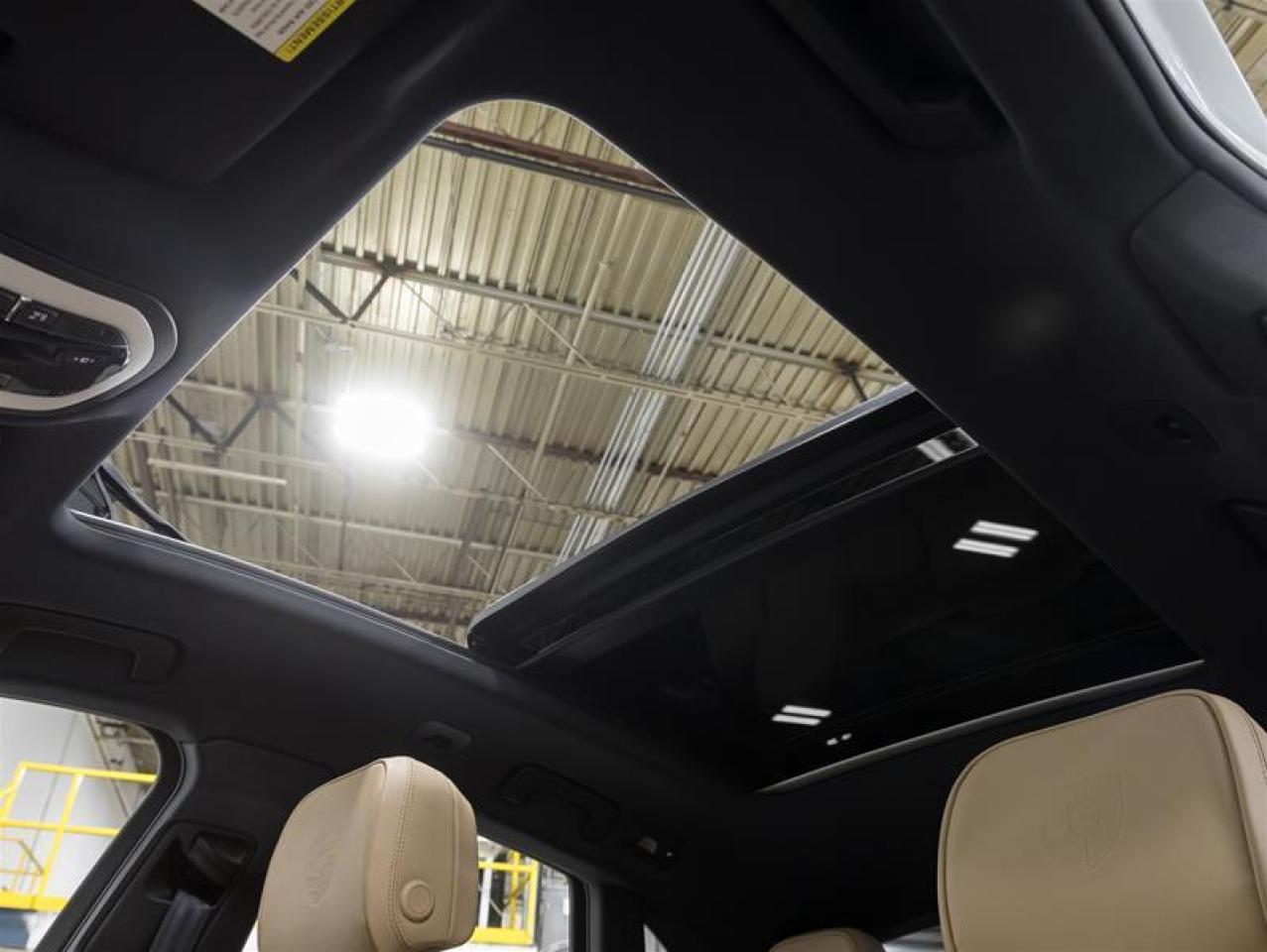 2026 Porsche Macan  Photo