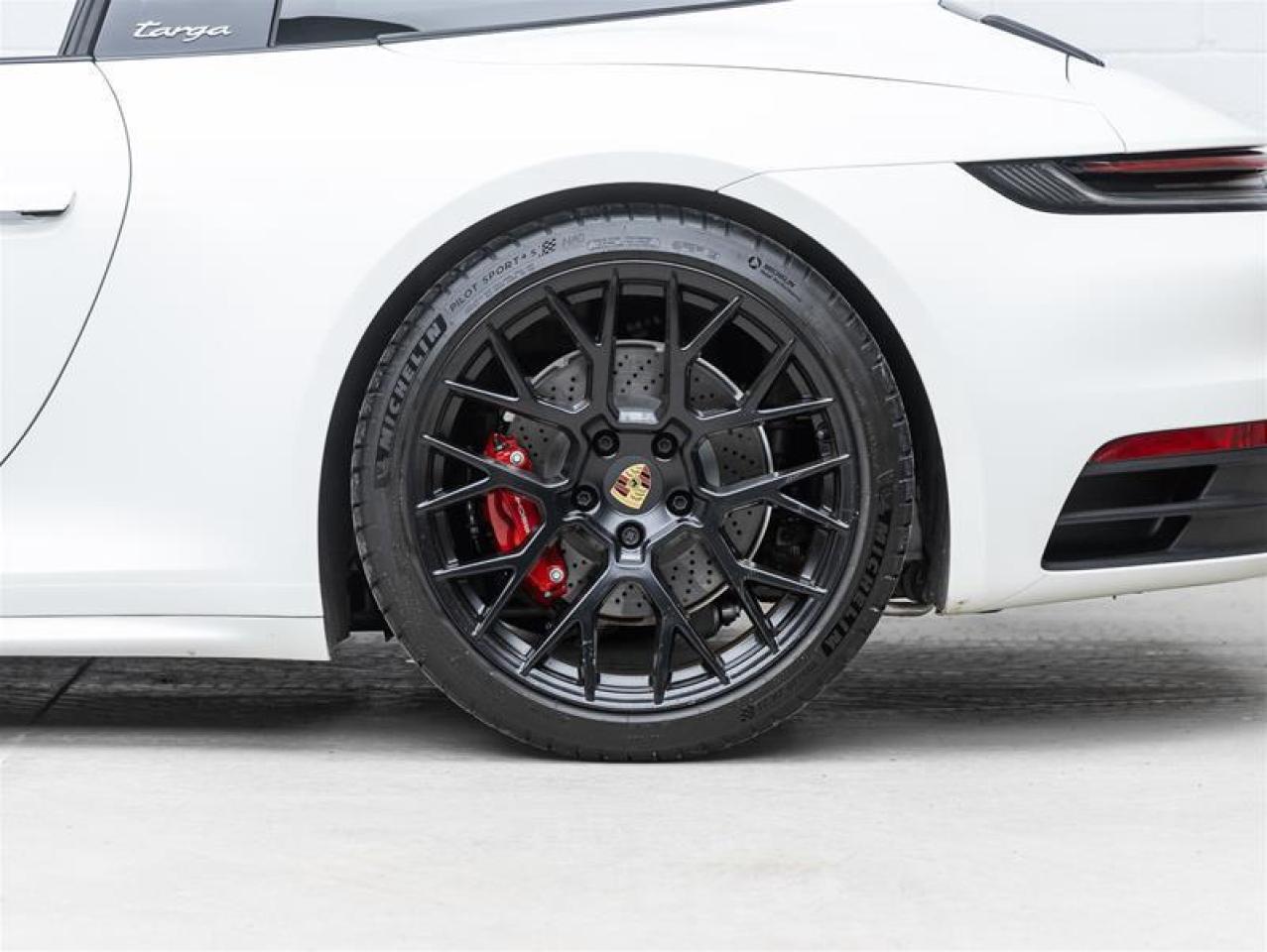 2024 Porsche 911  Photo