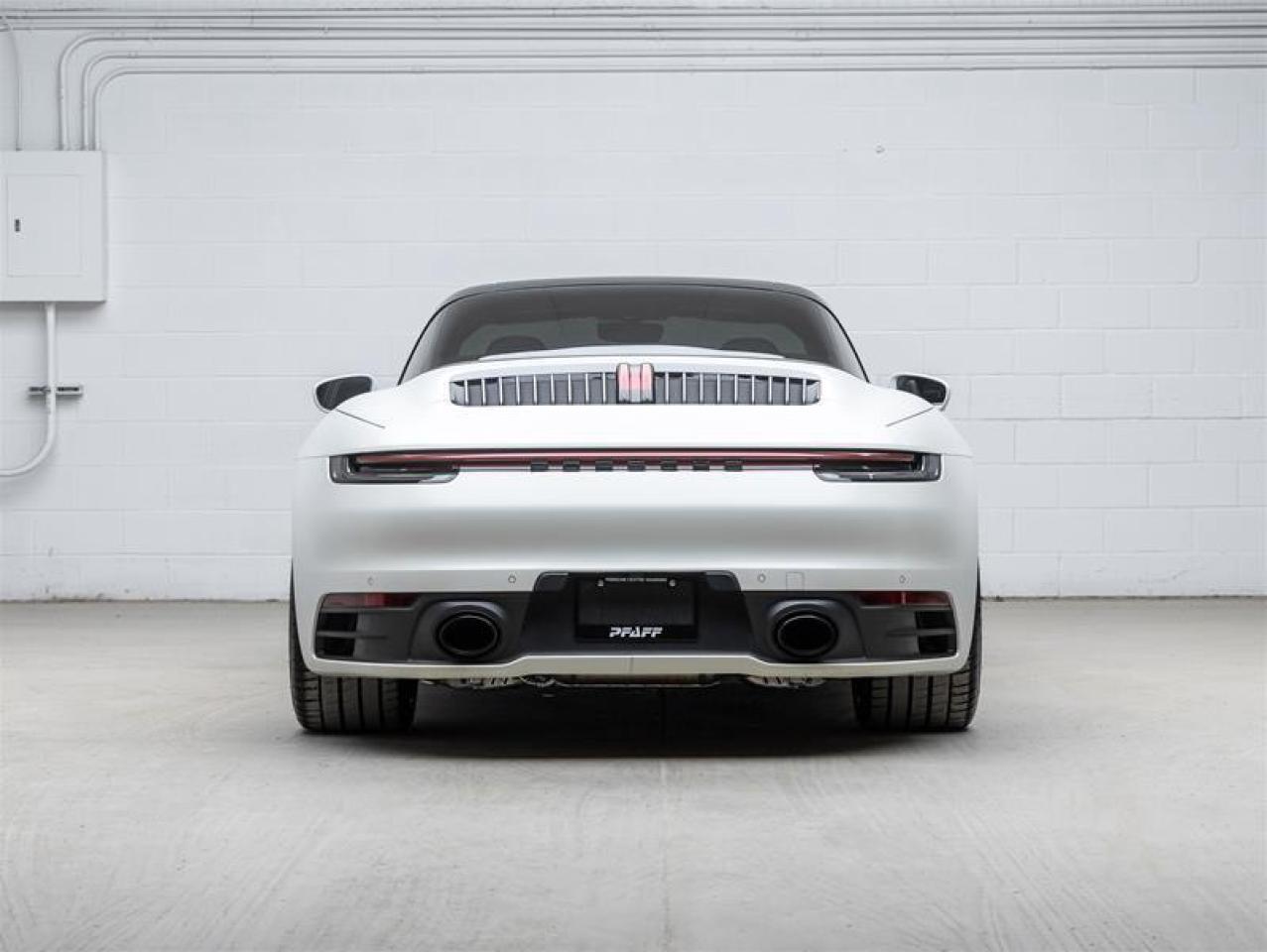 2024 Porsche 911  Photo