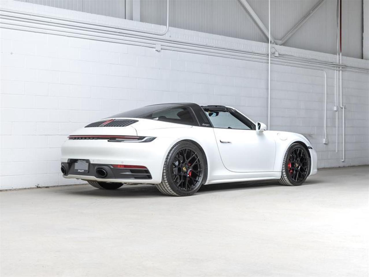 2024 Porsche 911  Photo