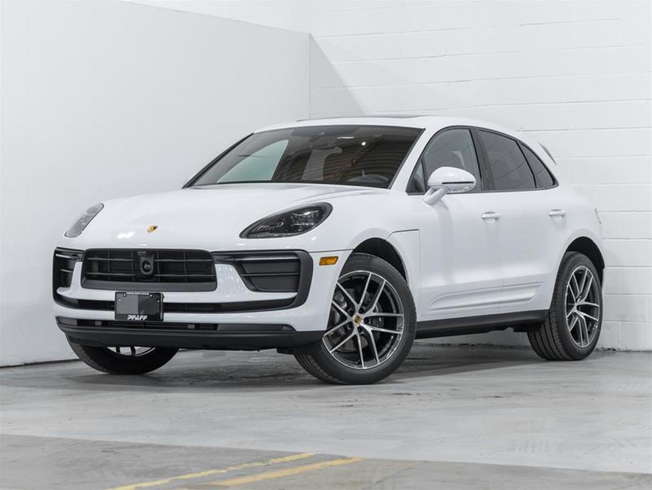 2026 Porsche Macan  Photo