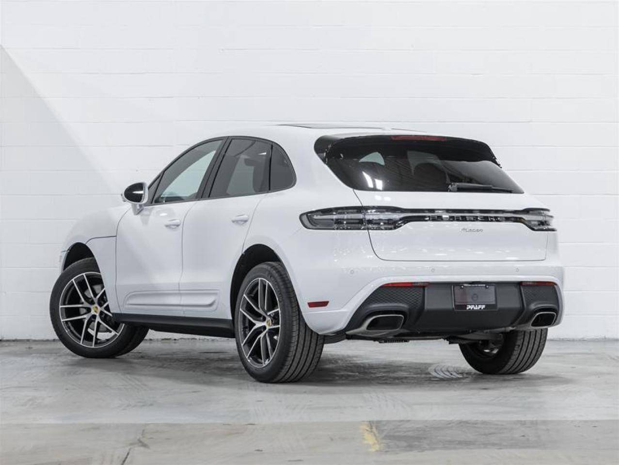 2026 Porsche Macan  Photo
