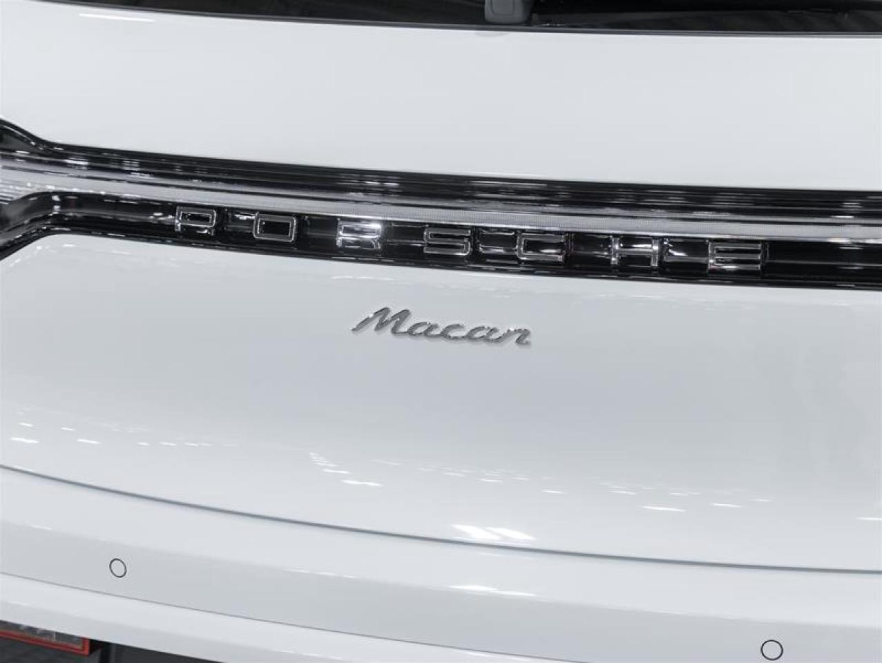 2026 Porsche Macan  Photo