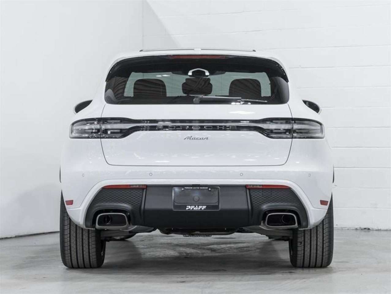 2026 Porsche Macan  Photo