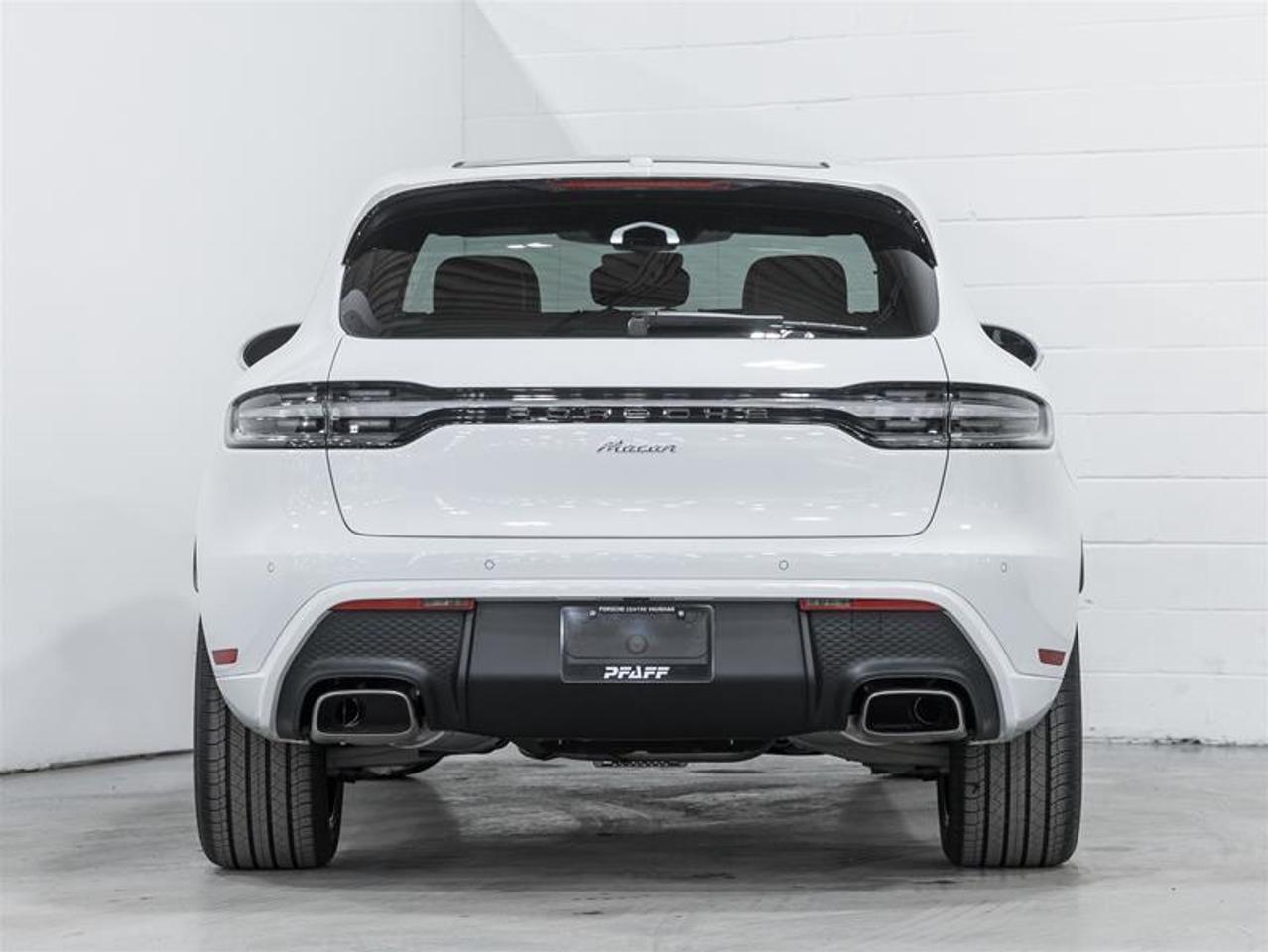 2026 Porsche Macan  Photo