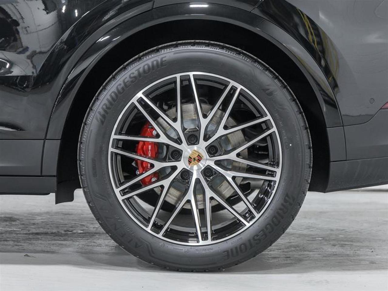 2026 Porsche Cayenne  Photo