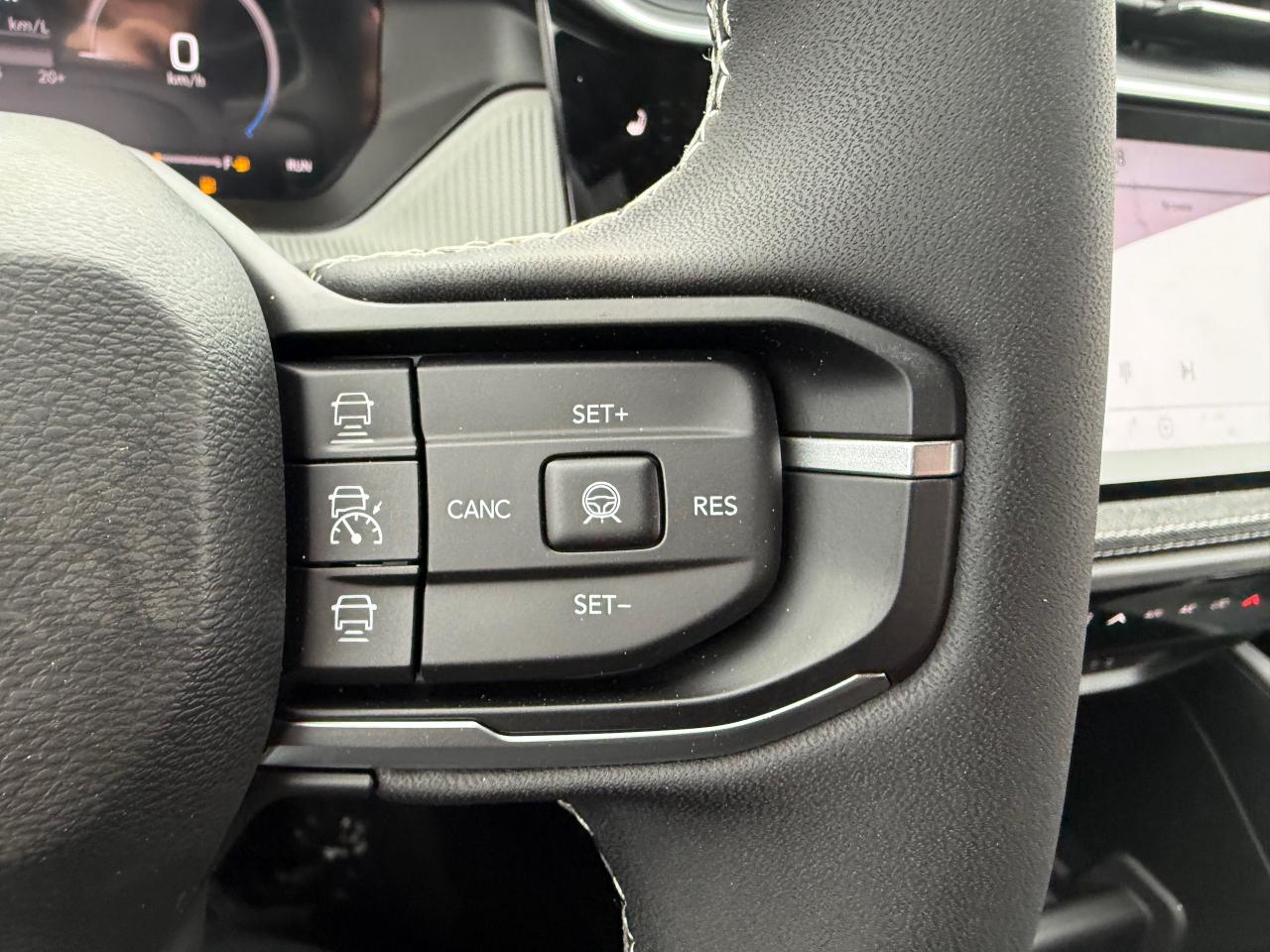 2026 Jeep Cherokee Laredo/Limited 4dr 4x4 Photo