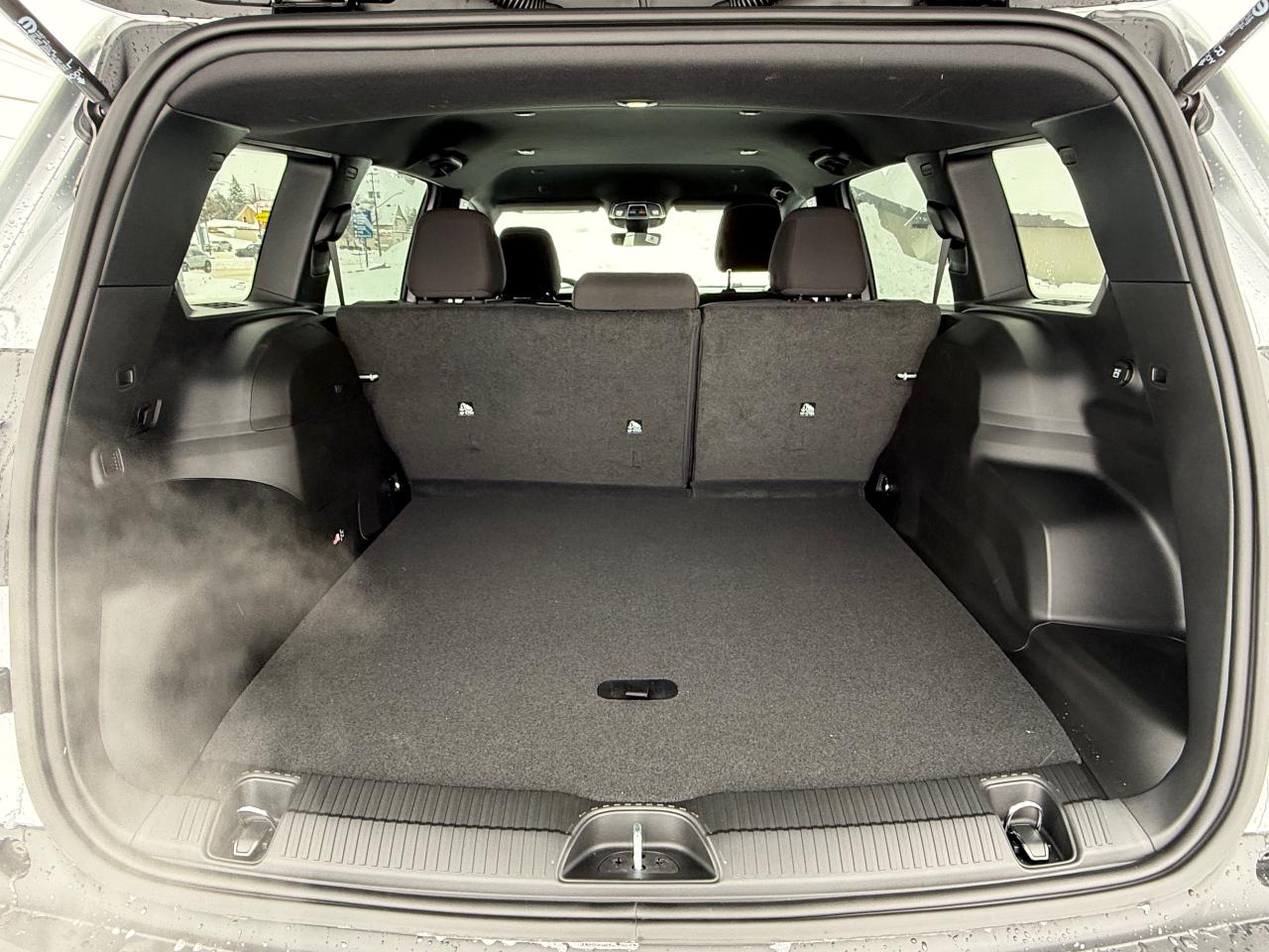 2026 Jeep Cherokee Laredo/Limited 4dr 4x4 Photo