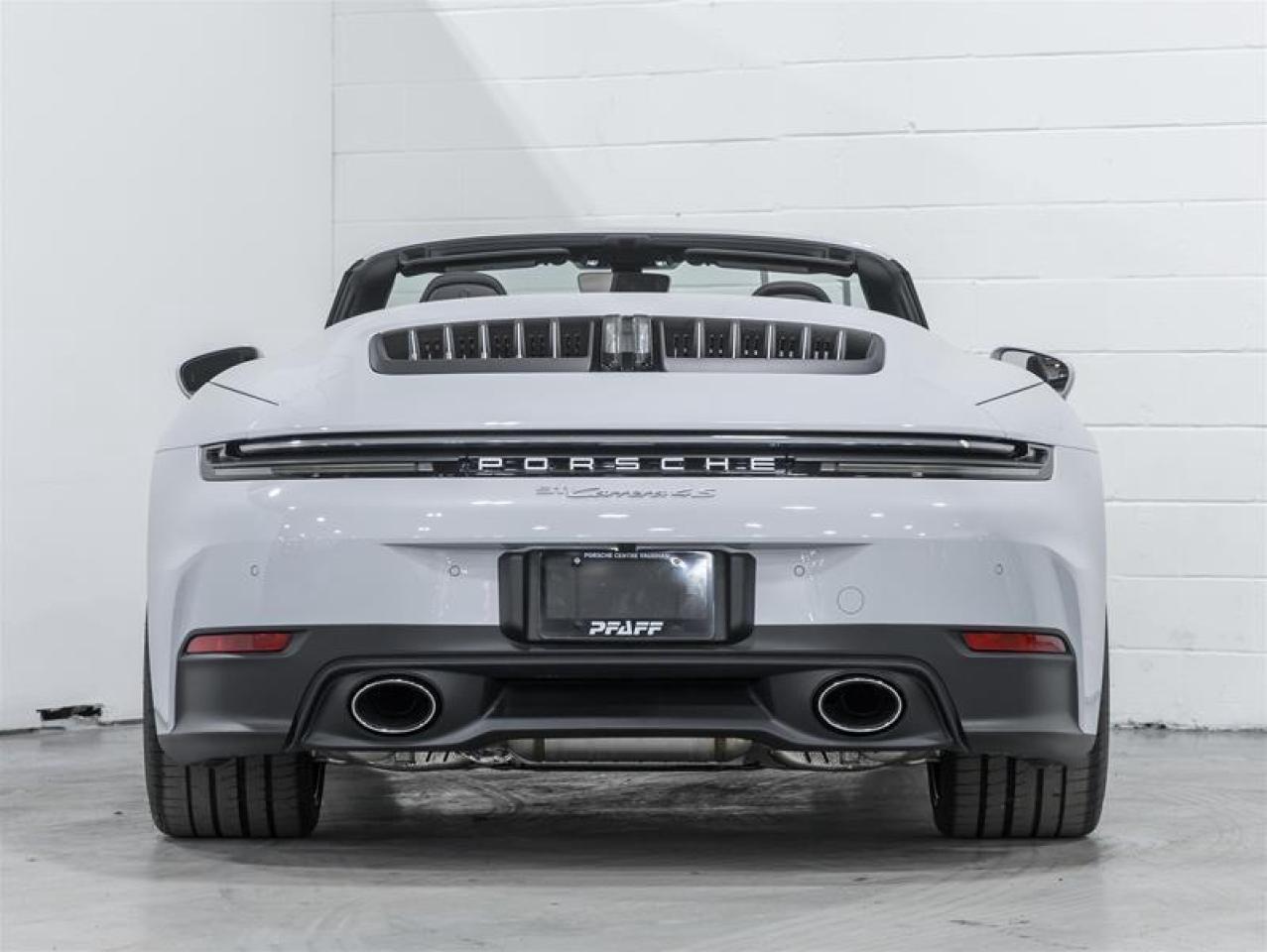 2026 Porsche 911  Photo