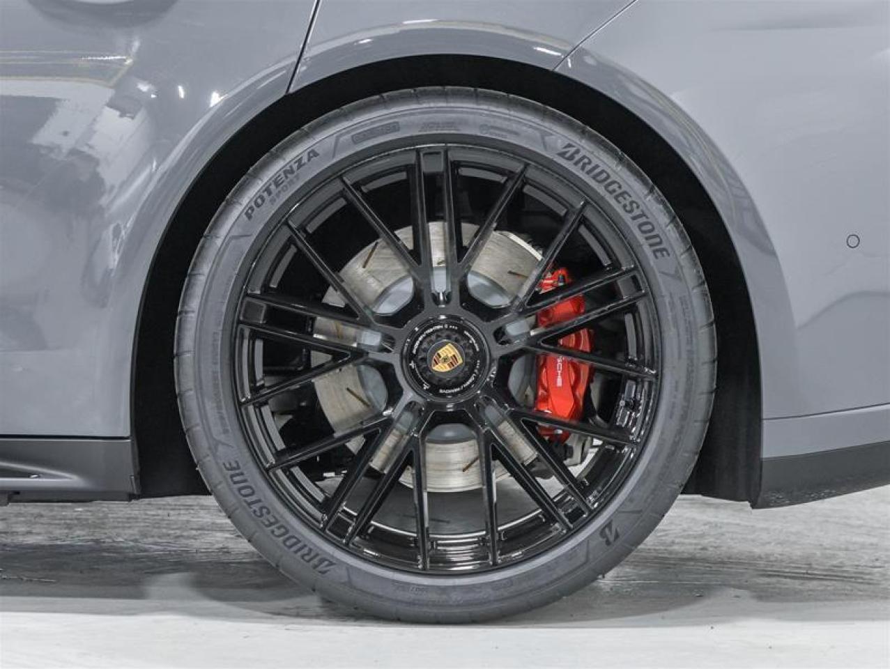 2026 Porsche Panamera  Photo