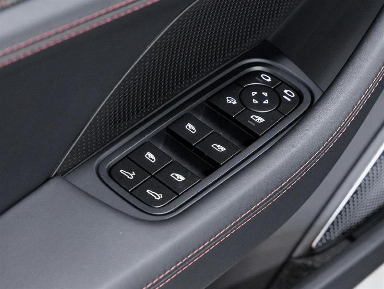 2026 Porsche Panamera  Photo