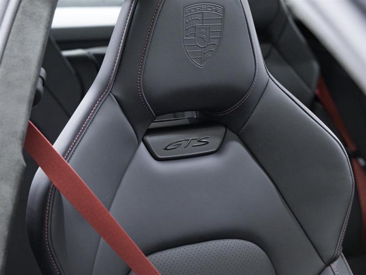 2026 Porsche Panamera  Photo