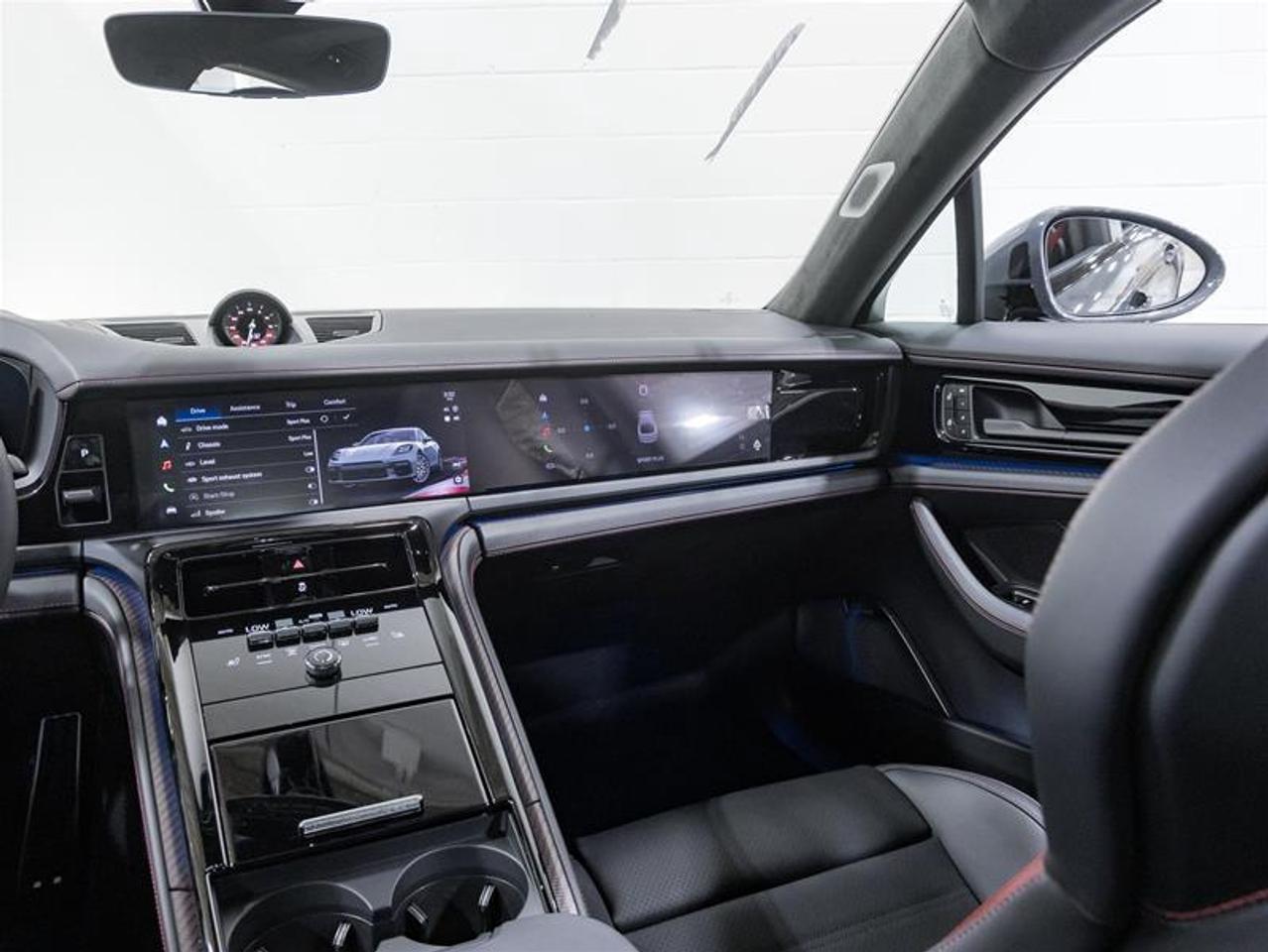 2026 Porsche Panamera  Photo