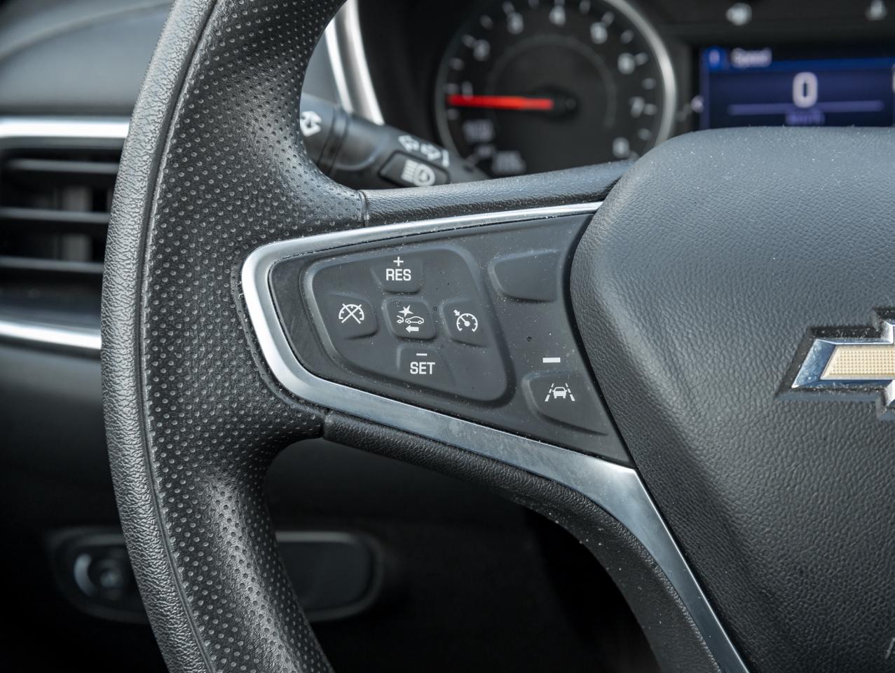 2022 Chevrolet Equinox FWD 4dr LT w-1LT   Remote Start   Power Seat Photo