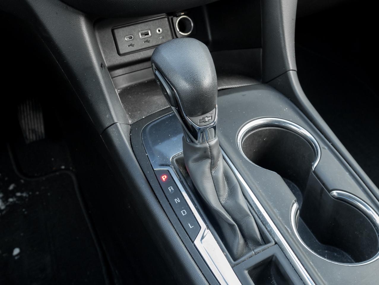 2022 Chevrolet Equinox FWD 4dr LT w-1LT   Remote Start   Power Seat Photo