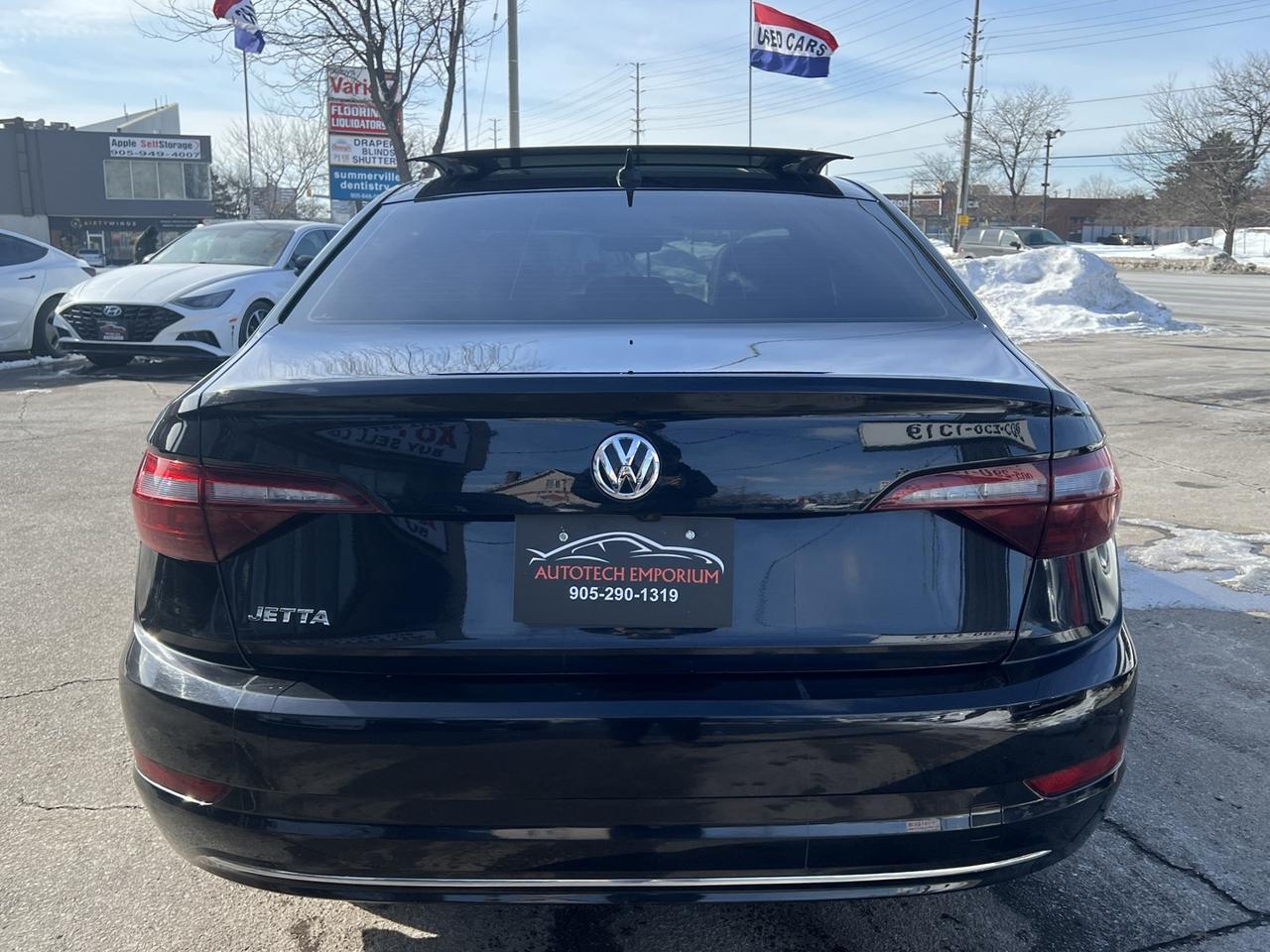 2020 Volkswagen Jetta Highline   Leather   Sunroof   Htd Seats Photo2