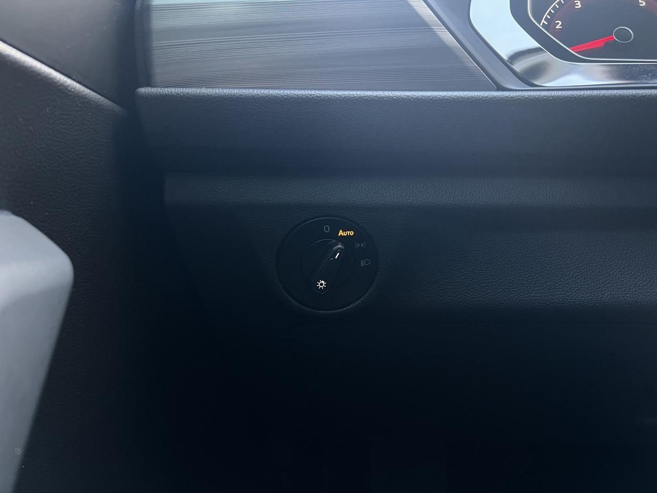 2020 Volkswagen Jetta Highline   Leather   Sunroof   Htd Seats Photo