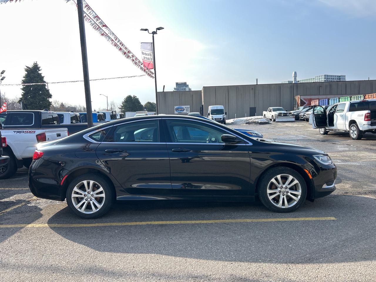 2015 Chrysler 200 *Certified!* w/Remote Start, Heated Seats/Steering Photo