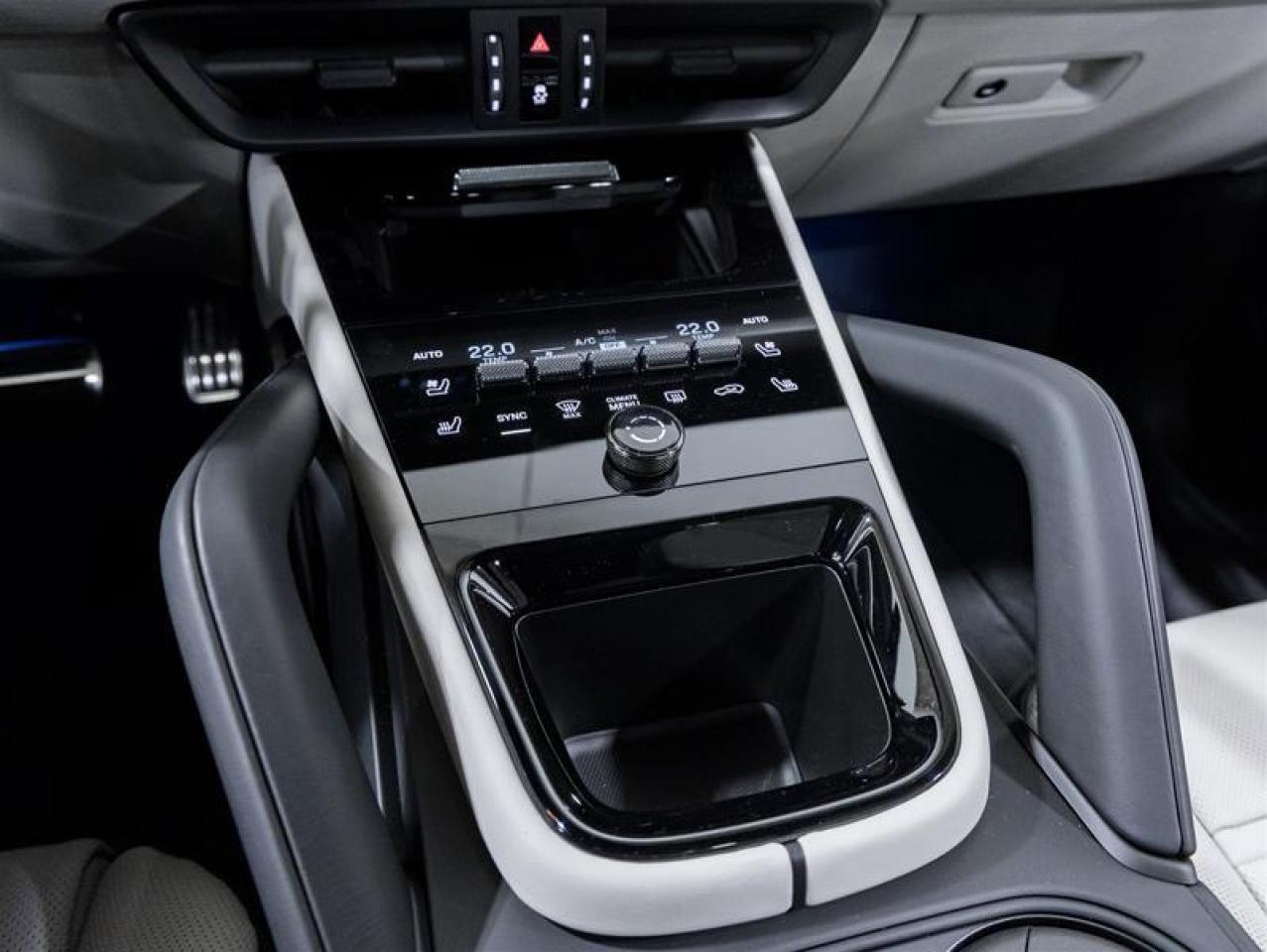 2026 Porsche Cayenne  Photo